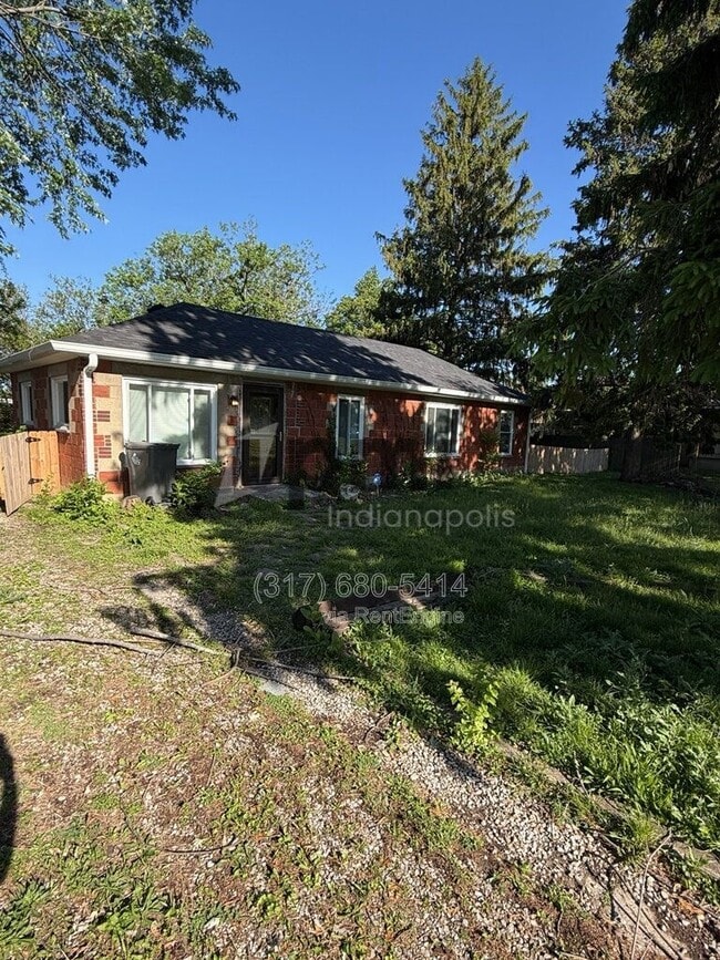 Building Photo - 1324 Brandt Dr