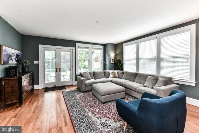 Foto del edificio - 904 Park Ave