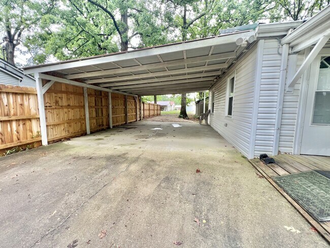 Foto del edificio - 414 Broadway Ave