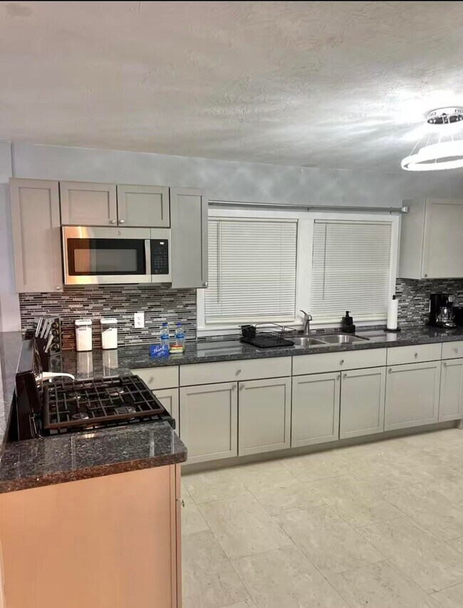 Foto del edificio - 1908 N 16th St