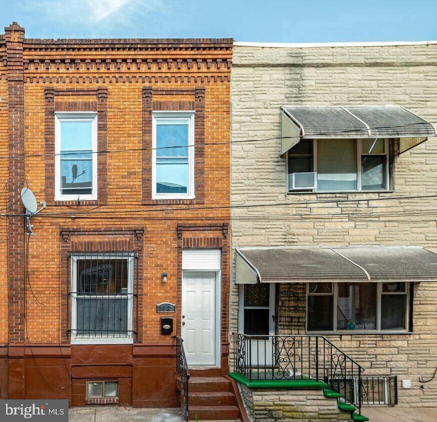 Primary Photo - 2031 S Beechwood St
