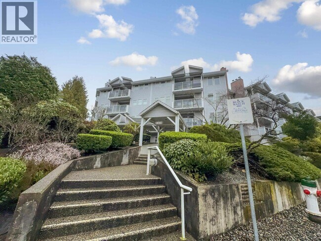 Photo du bâtiment - 5335 Hastings St