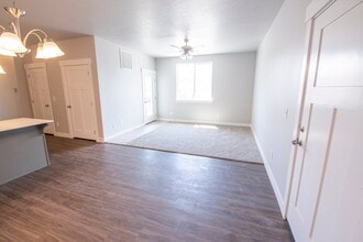 Building Photo - 734 N 260 W