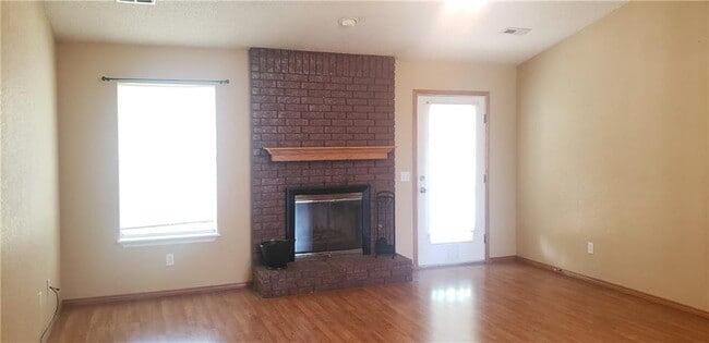 Foto del edificio - 1301 SE 21st St