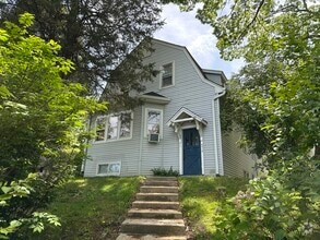 Building Photo - 8415 Archer Ave