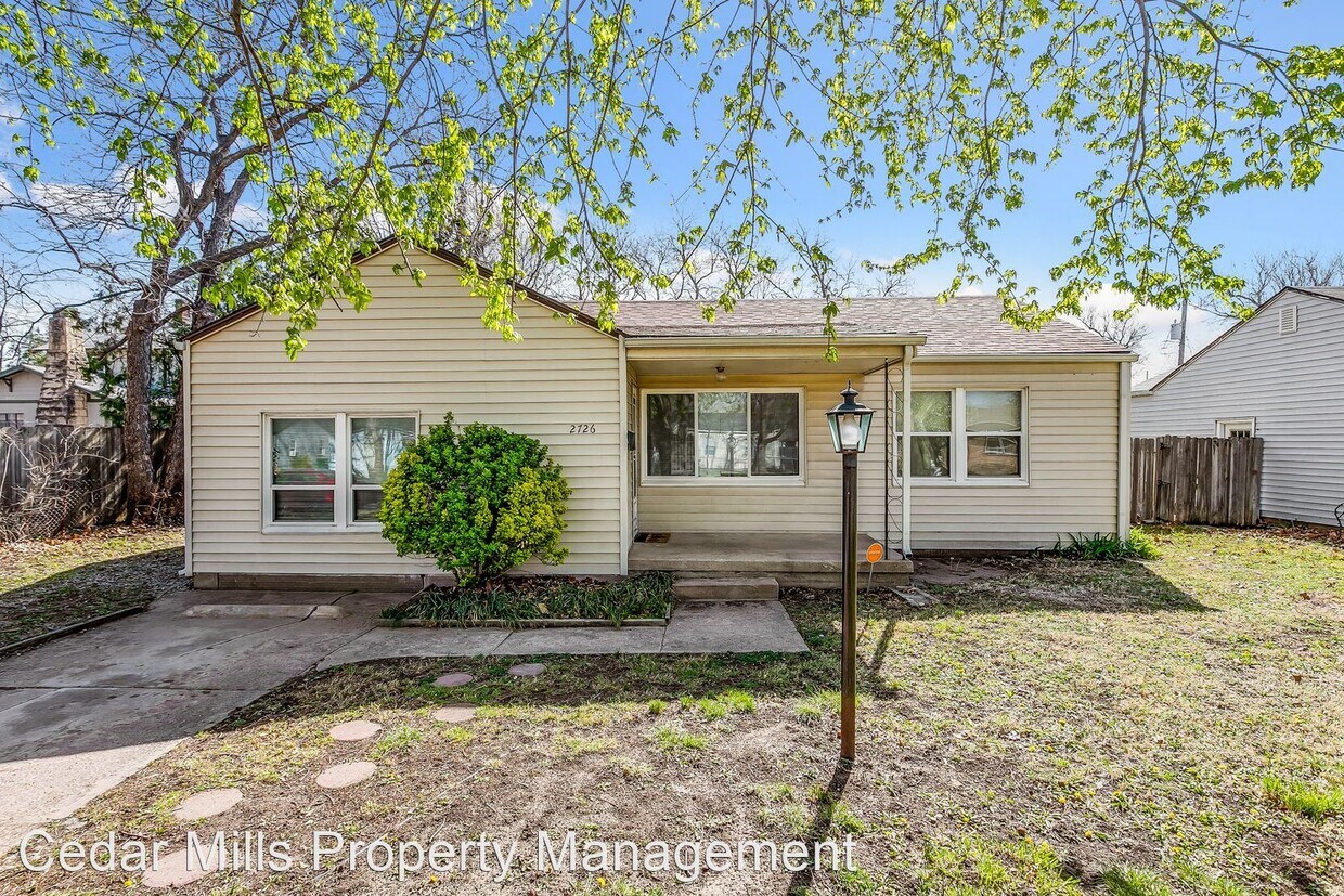 3 br, 1 bath House 2726 S Greenwood House for Rent in Wichita, KS