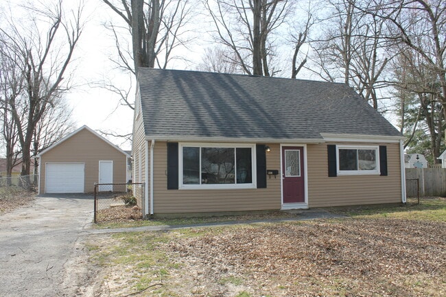 Building Photo - 5516 Brokers Tip Ln