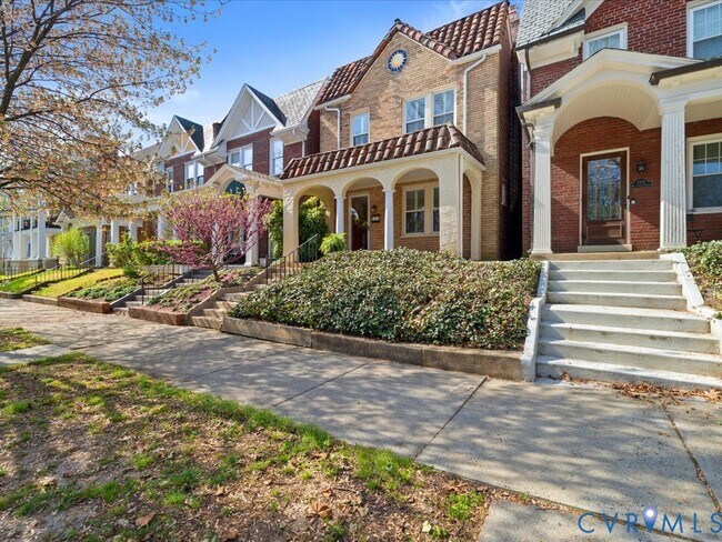 Foto del edificio - 3319 W Grace St