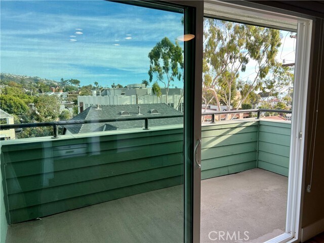 Building Photo - 312 Broadway St