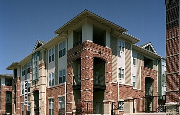 Building Photo - Camden Dilworth