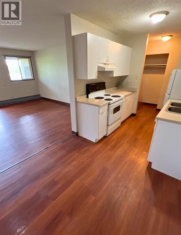 Building Photo - 5117-5144 44 St