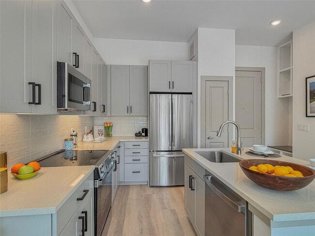 Foto del edificio - 170 Malone St