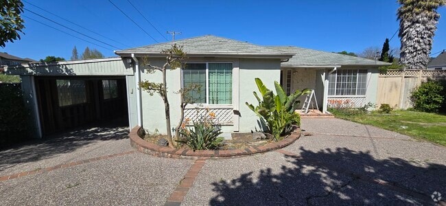 Building Photo - 4947 San Pablo Dam Rd