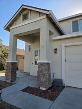 Building Photo - 1443 Greenbrier Dr