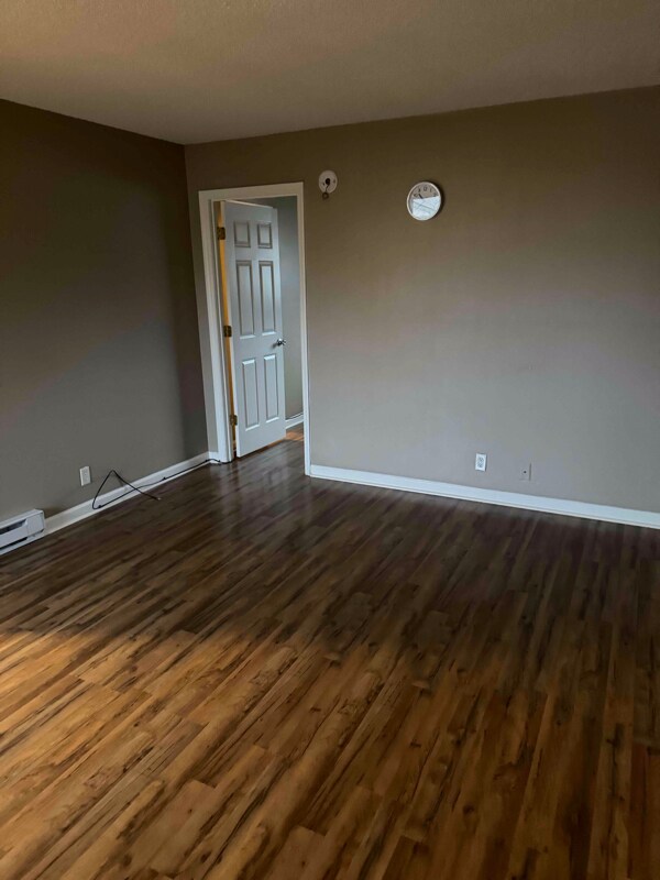 Photo - 261 White Bridge Pike Apartment