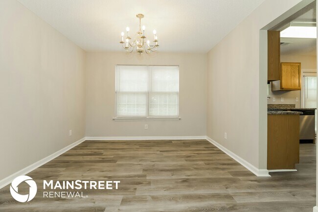 Foto del edificio - 13 Rosebury Ct
