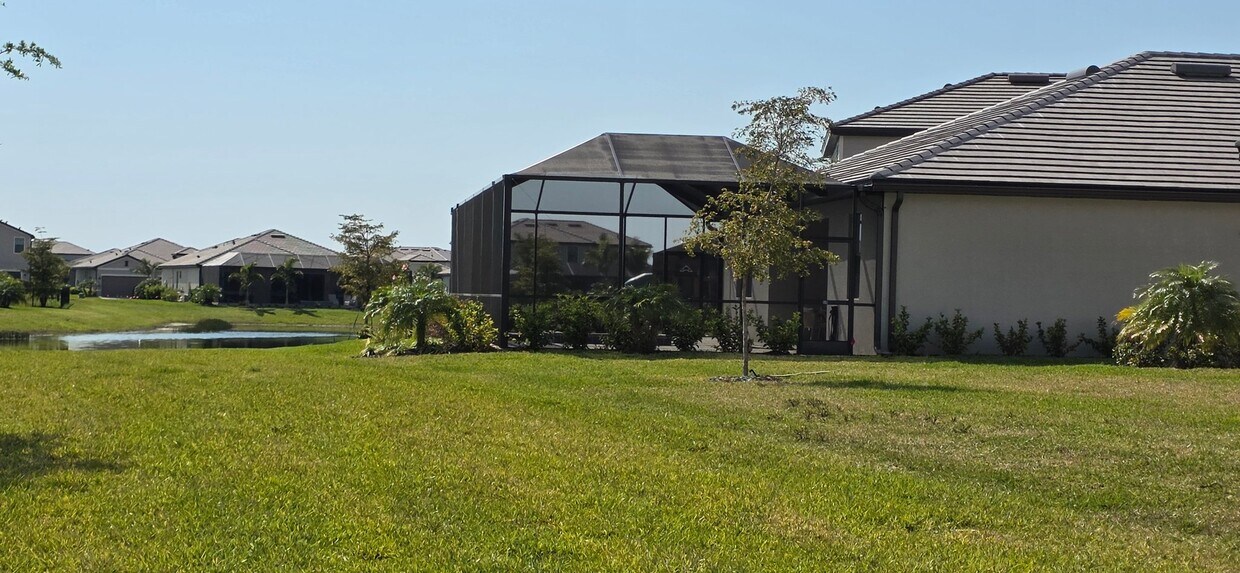 Foto del edificio - 15254 Sea Salt Wy