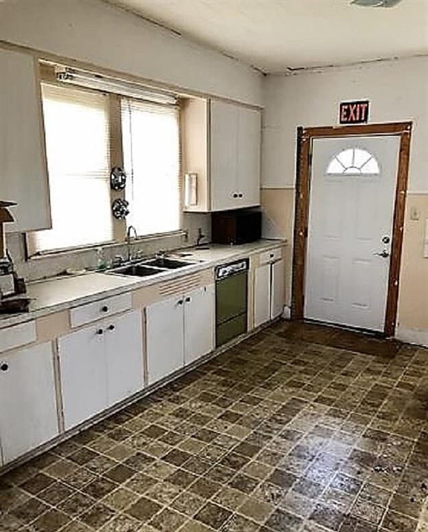 Building Photo - 410 E Madison Ave