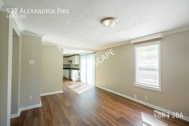 Building Photo - 532 Alexandria Pike