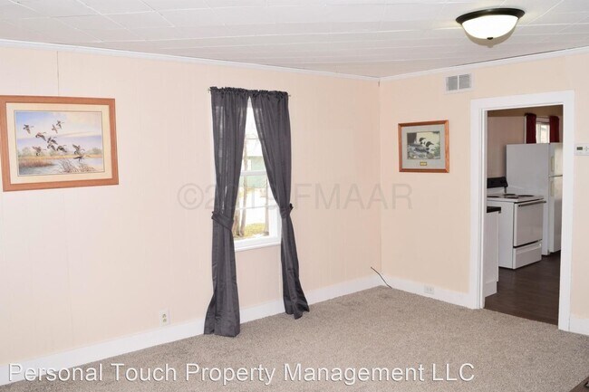 Building Photo - 3 br, 1 bath House - 1525 12th St N