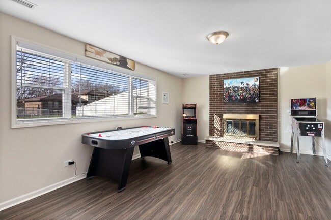 Building Photo - 6213 Beaver Dam Rd