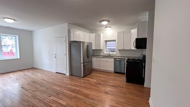 Foto del edificio - 226 W 24th St
