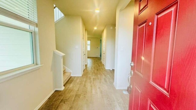 Foto del edificio - 1305 Goforth Rd