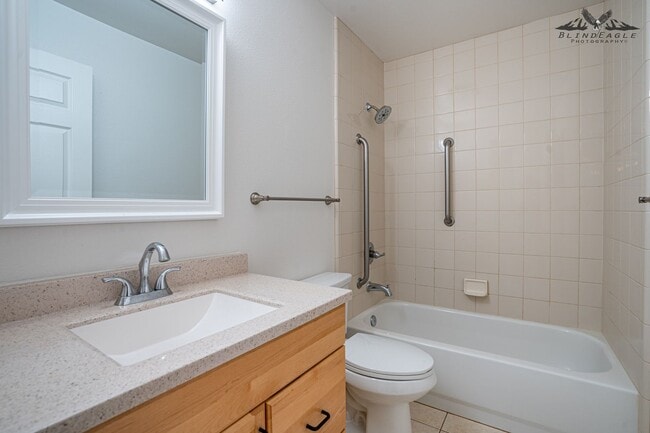 Building Photo - 1290 Hoka Hay Cir