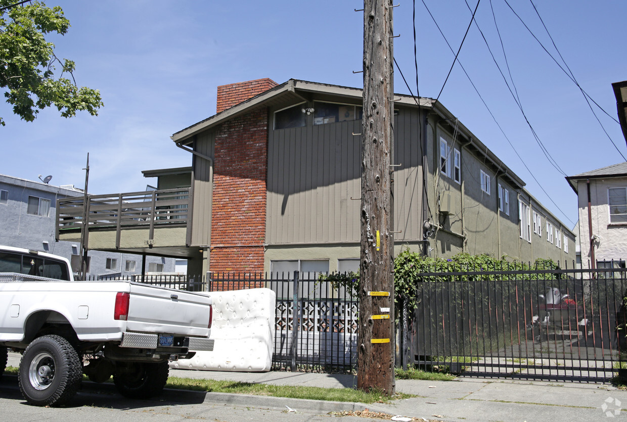 Foto del edificio - 1531 Alcatraz Ave