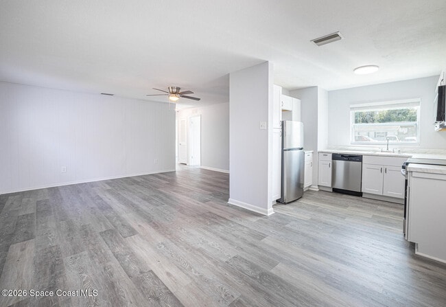 Building Photo - 3332 Elder St