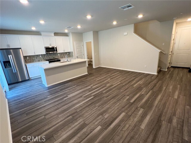 Foto del edificio - 40636 Birchfield Dr