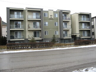 Building Photo - 1828 12 Av SW