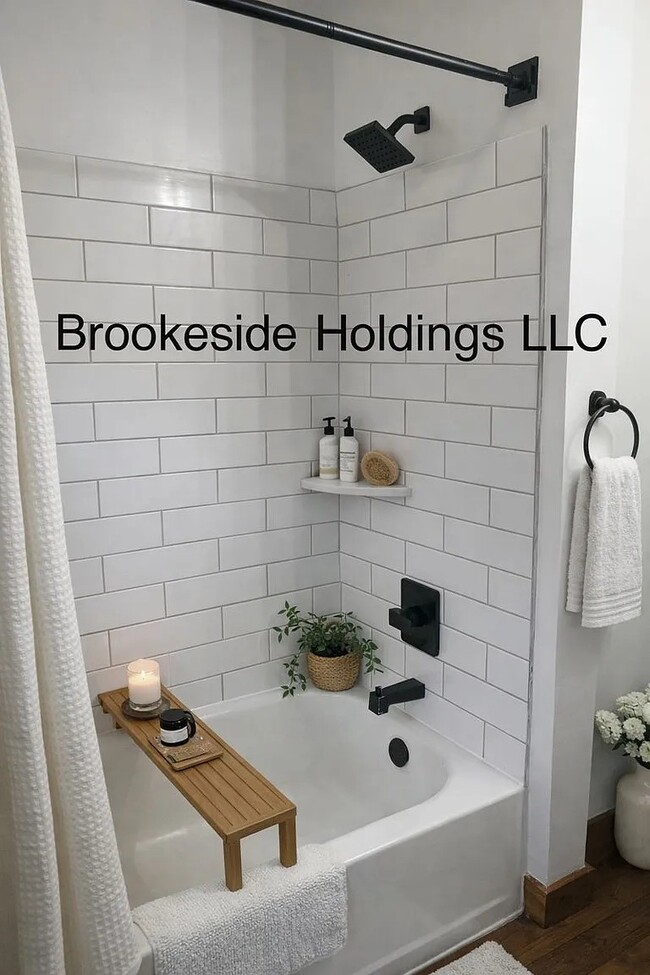 Bathroom - 33 Washington St