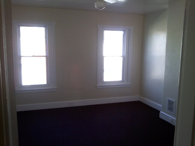 Foto del edificio - 220 W Spruce St