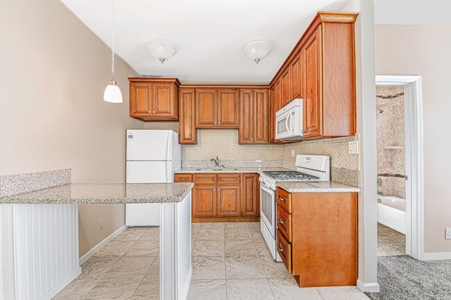 Foto del edificio - 1324 N Peterson Ave