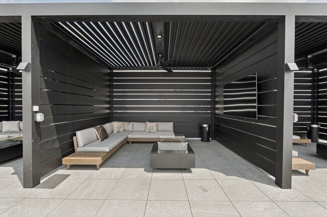 Interior Photo - The Lyle on Broad