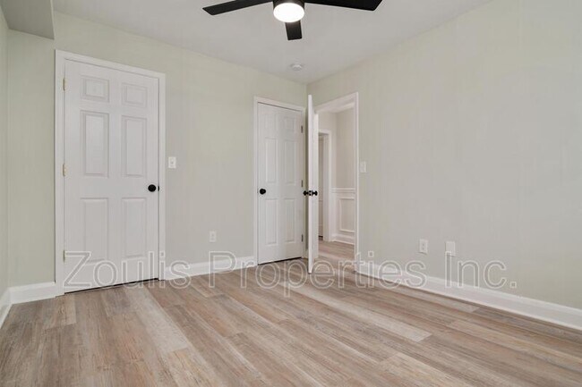 Building Photo - 607 Ponca St