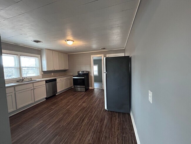 Building Photo - Sound front Rental in Maple, NC