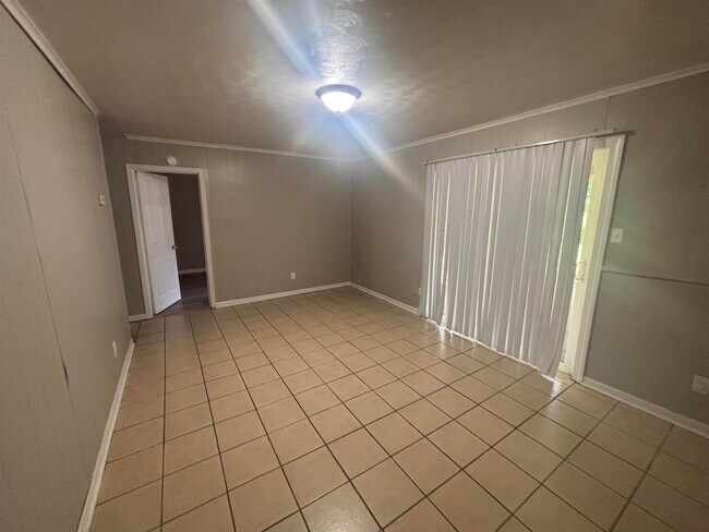 Foto del edificio - 3021 Ashwood St