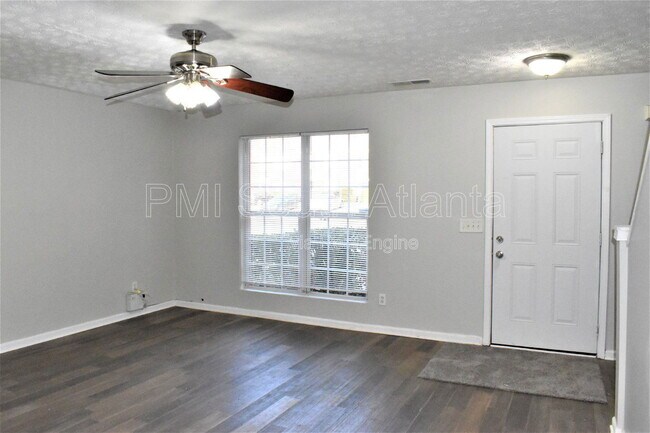 Building Photo - 5798 Strathmoor Manor Cir