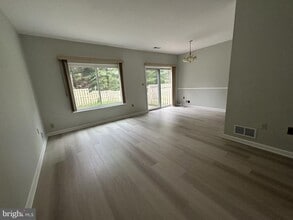 Building Photo - 156 Nathan Dr
