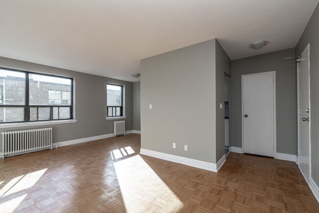 Building Photo - 612 Dawes Rd