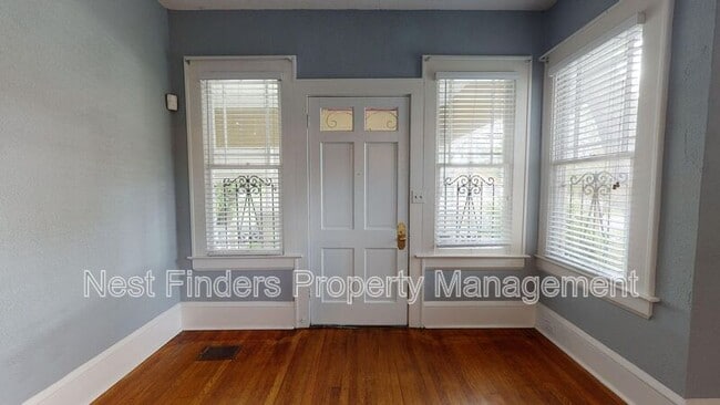 Foto del edificio - 3619 Riverside Ave