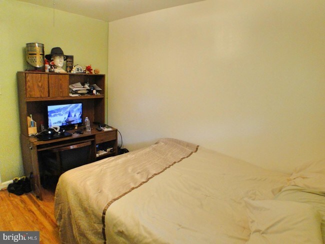 Building Photo - 432 Wyndom Terrace