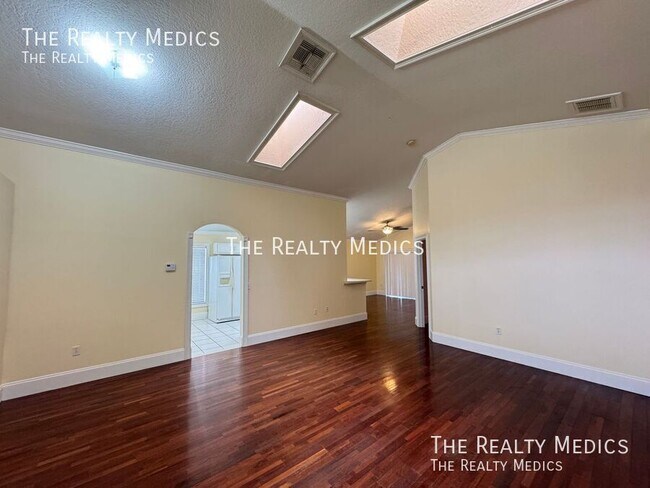 Foto del edificio - 2719 Crane's Cove Dr