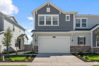 Building Photo - 4973 N Willowbank Dr