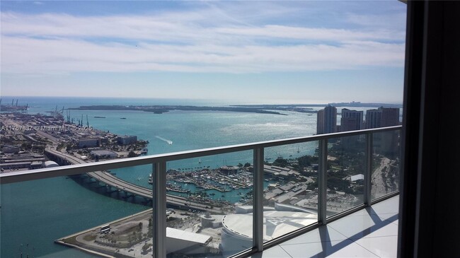 Building Photo - 1100 Biscayne Blvd