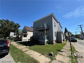 2915 Roanoke Ave Cleveland, OH 44109 – photo 1