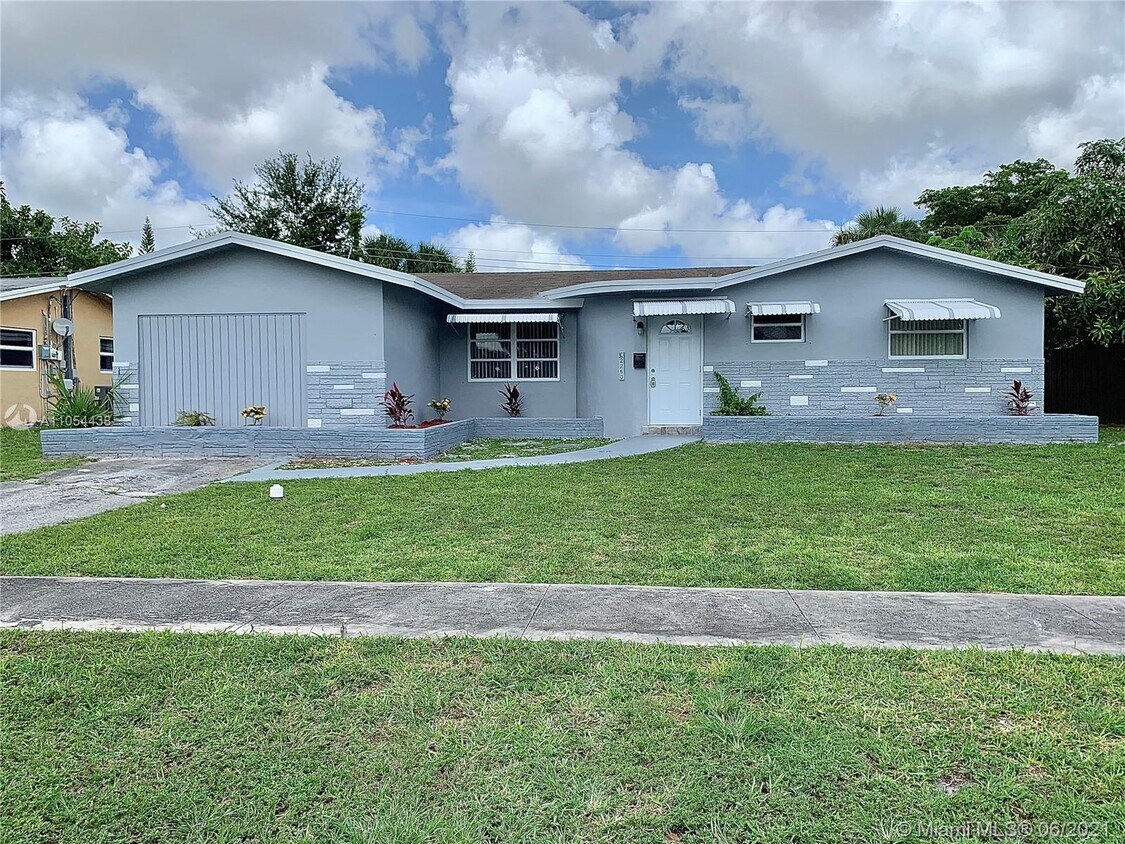 Foto principal - 2260 NW 60th Ave
