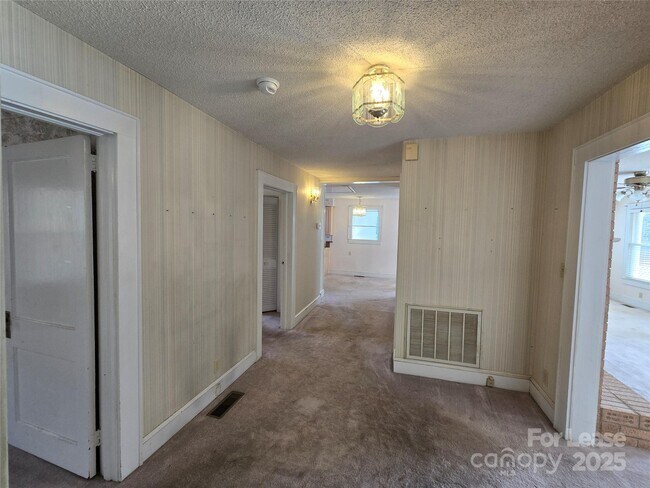 Foto del edificio - 142 Harris St